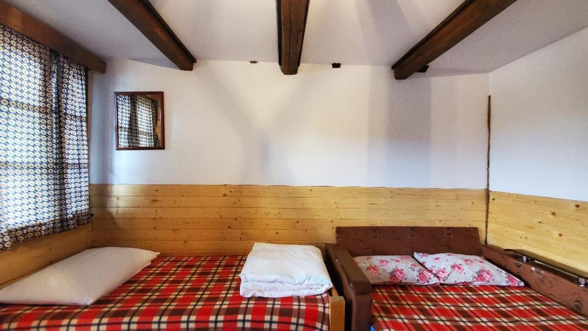 Casa Rustic Feher & Fekete Vendeghazak سوفاتا المظهر الخارجي الصورة