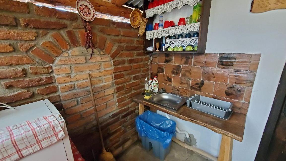 Casa Rustic Feher & Fekete Vendeghazak سوفاتا المظهر الخارجي الصورة