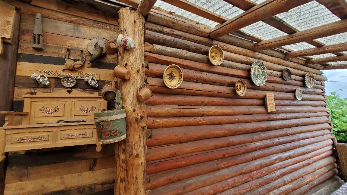 Casa Rustic Feher & Fekete Vendeghazak سوفاتا المظهر الخارجي الصورة