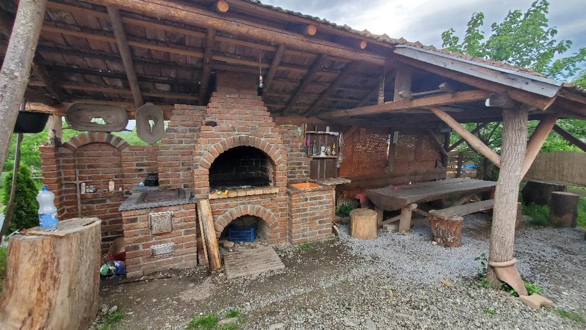 Casa Rustic Feher & Fekete Vendeghazak سوفاتا المظهر الخارجي الصورة