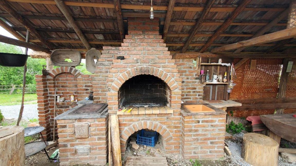Casa Rustic Feher & Fekete Vendeghazak سوفاتا المظهر الخارجي الصورة
