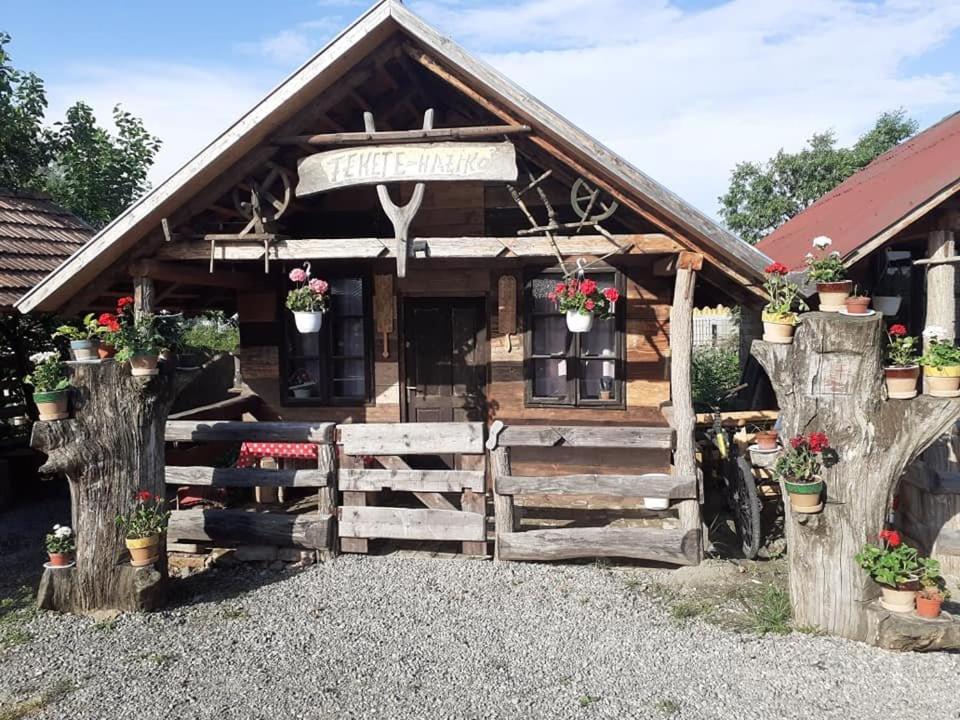 Casa Rustic Feher & Fekete Vendeghazak سوفاتا المظهر الخارجي الصورة