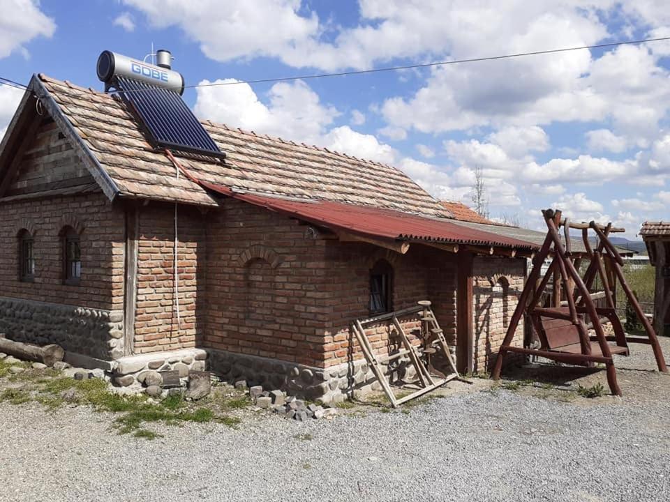 Casa Rustic Feher & Fekete Vendeghazak سوفاتا المظهر الخارجي الصورة